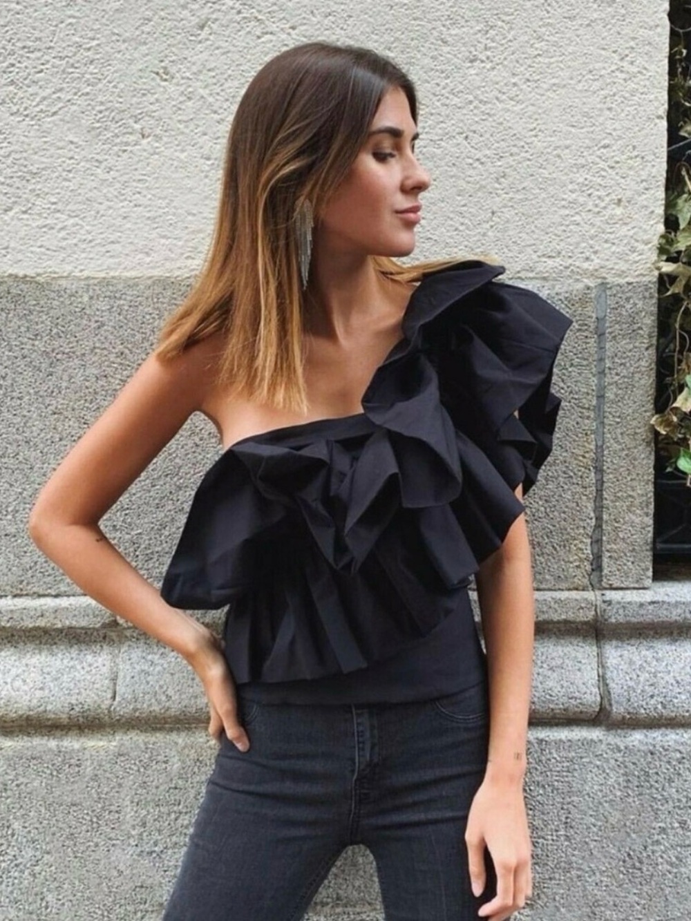 Zara Poplin Ruffles One Shoulder Asymmetric Top🖤🪩💫